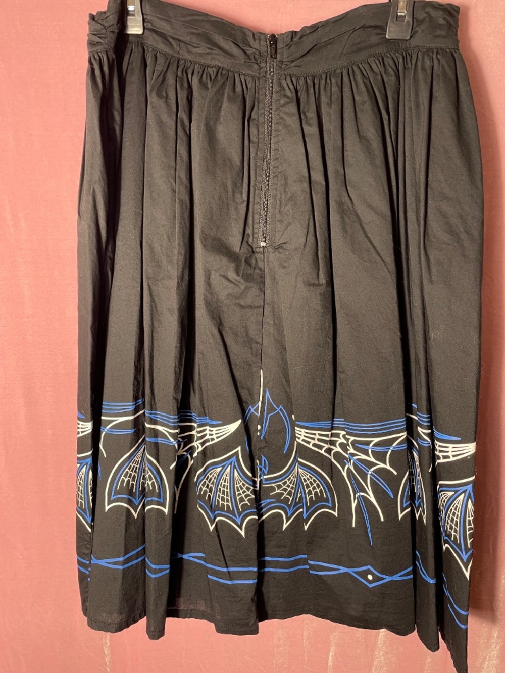 Sourpuss Retro/Vintage rockabilly black swing skirt with goth deco and pockets - Picture 5 of 7